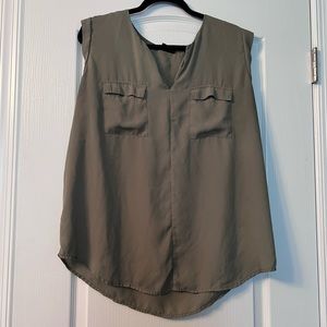 Olive green sleeveless top. Size XXL